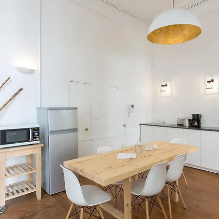 Habitat Parisien - 2br-1ba - Opera Palais Royal Apartment